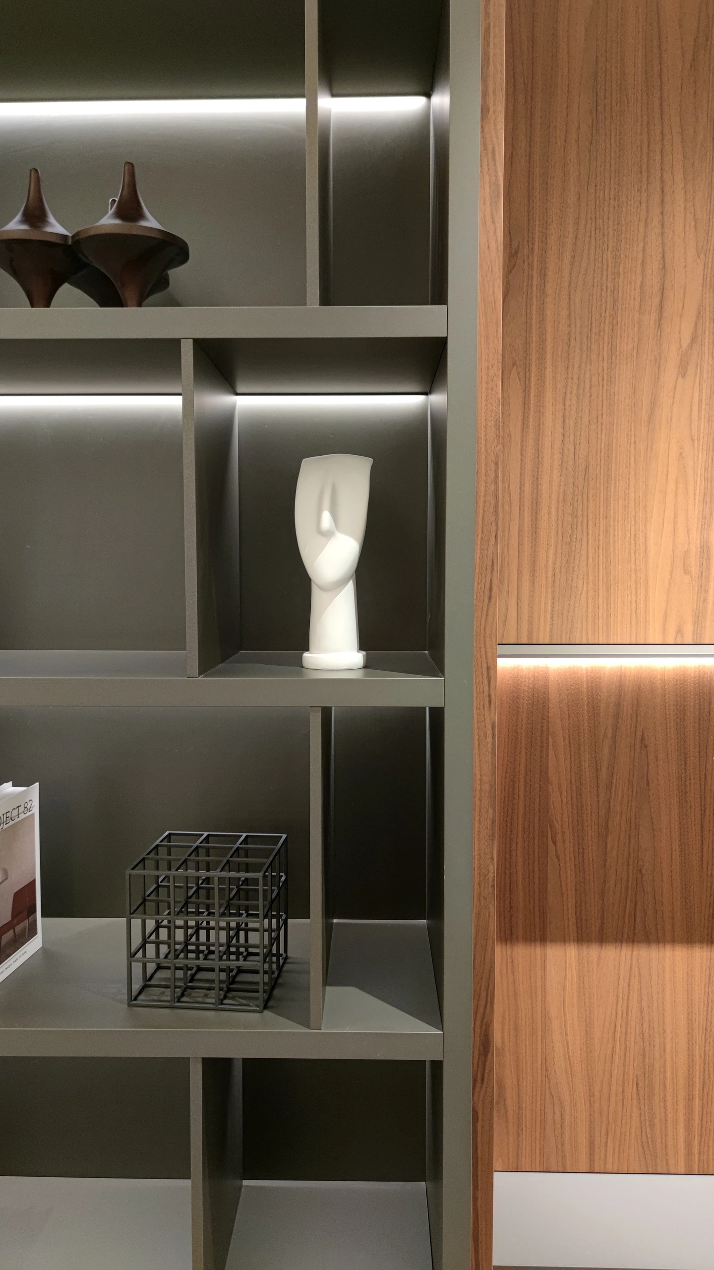 MODHOME Living System living room cabinetry and open shelving 10