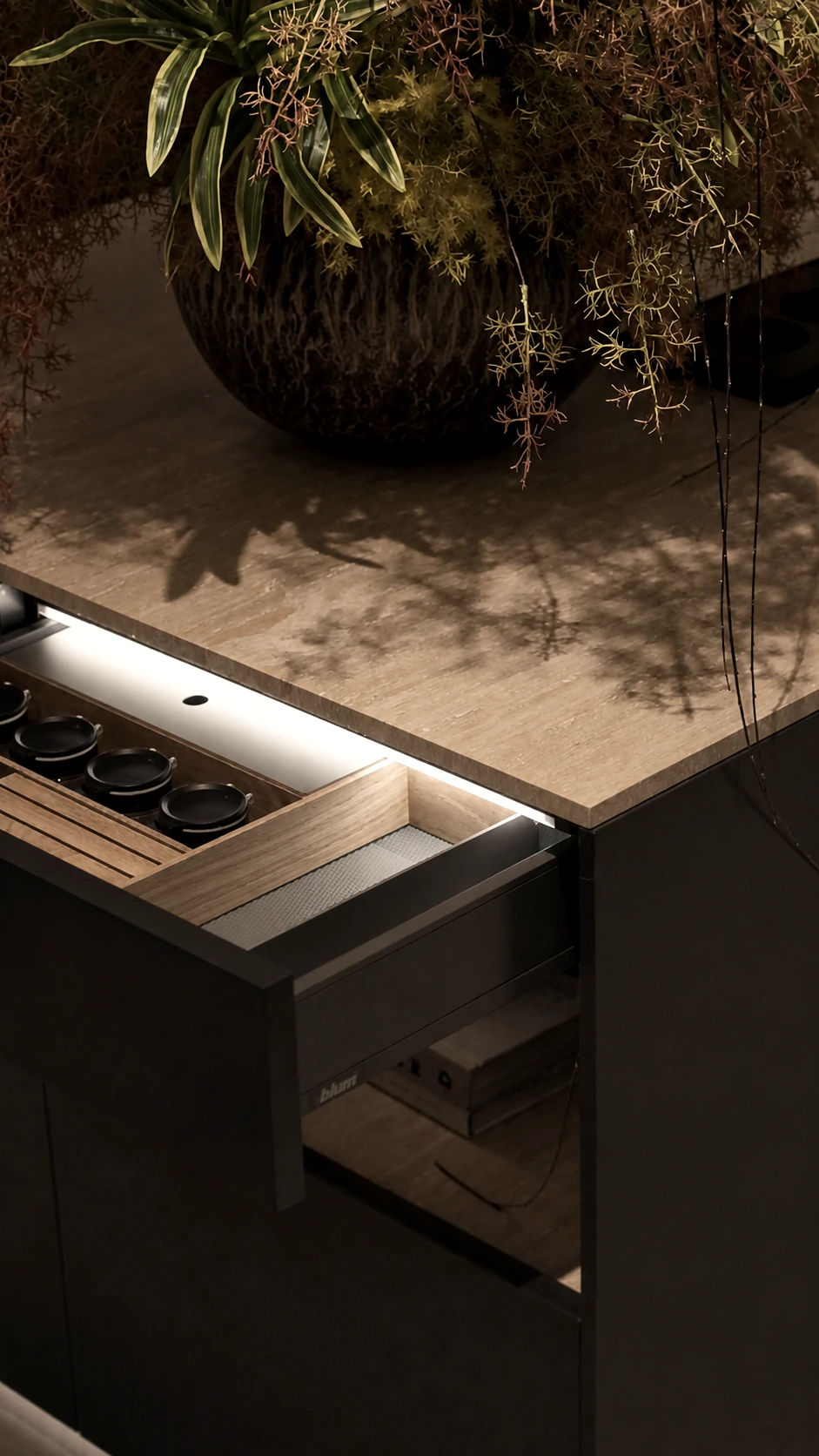 MODHOME Kitchen System island, tall units and integrated appliances 7