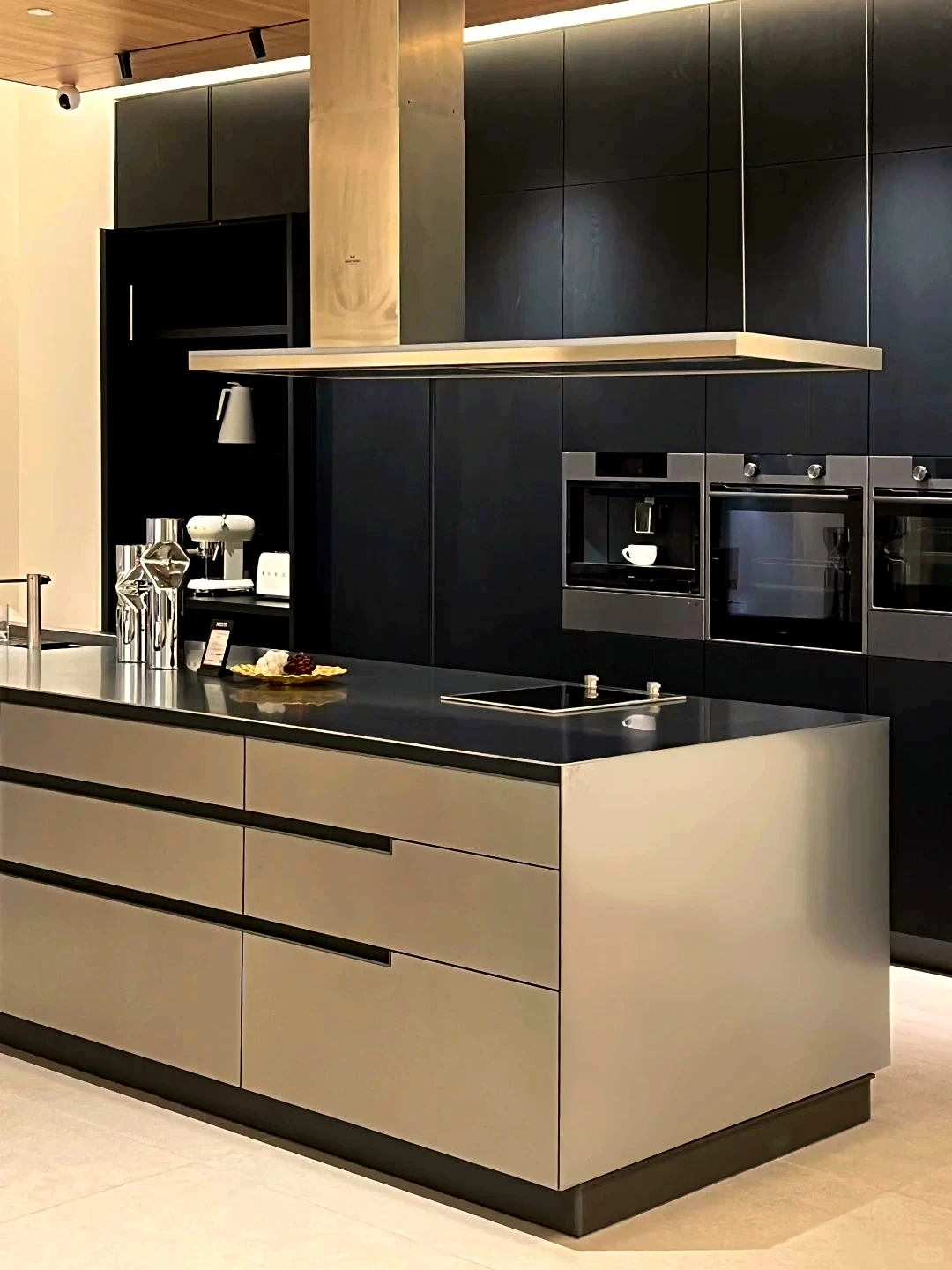 MODHOME Kitchen System island, tall units and integrated appliances 22