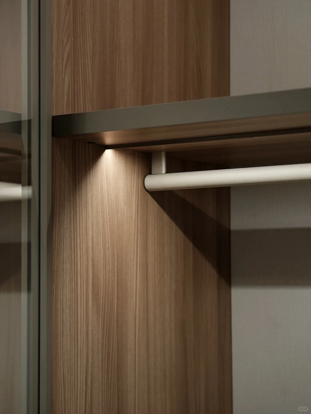MODHOME Dressing System wardrobe and bedroom storage 20
