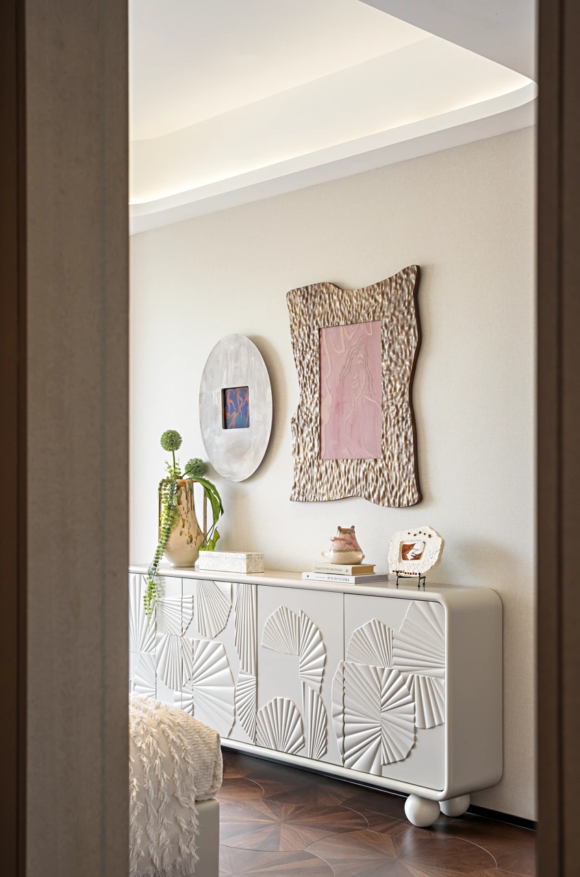 Ivory Atelier Residence 13