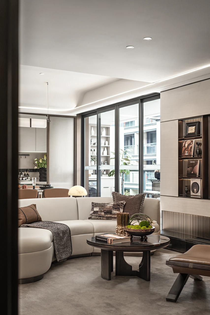 Light Walnut Residence 3