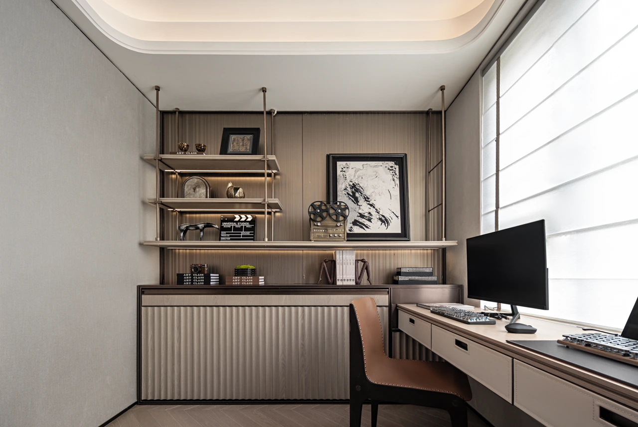 Light Walnut Residence 9