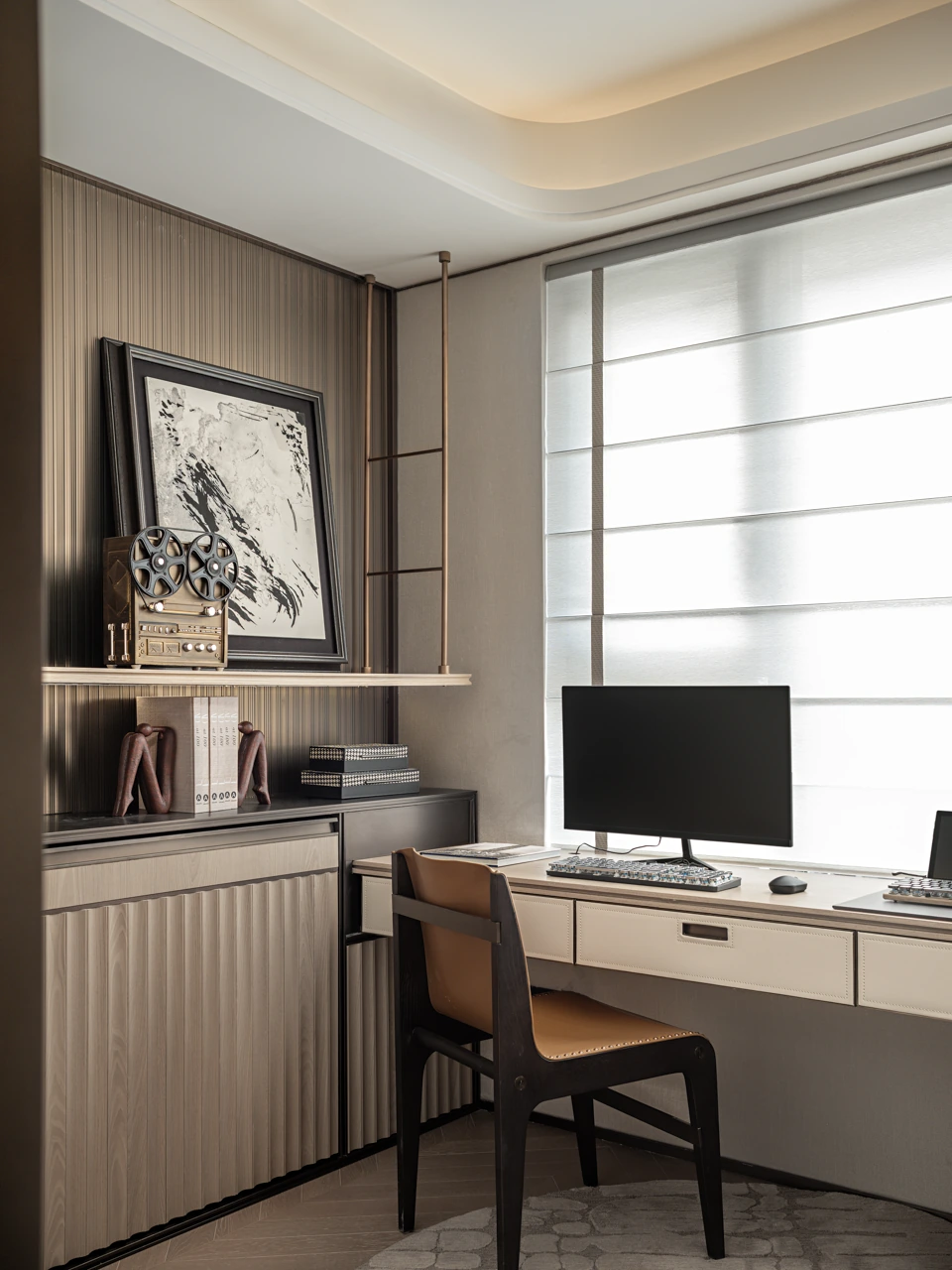 Light Walnut Residence 10
