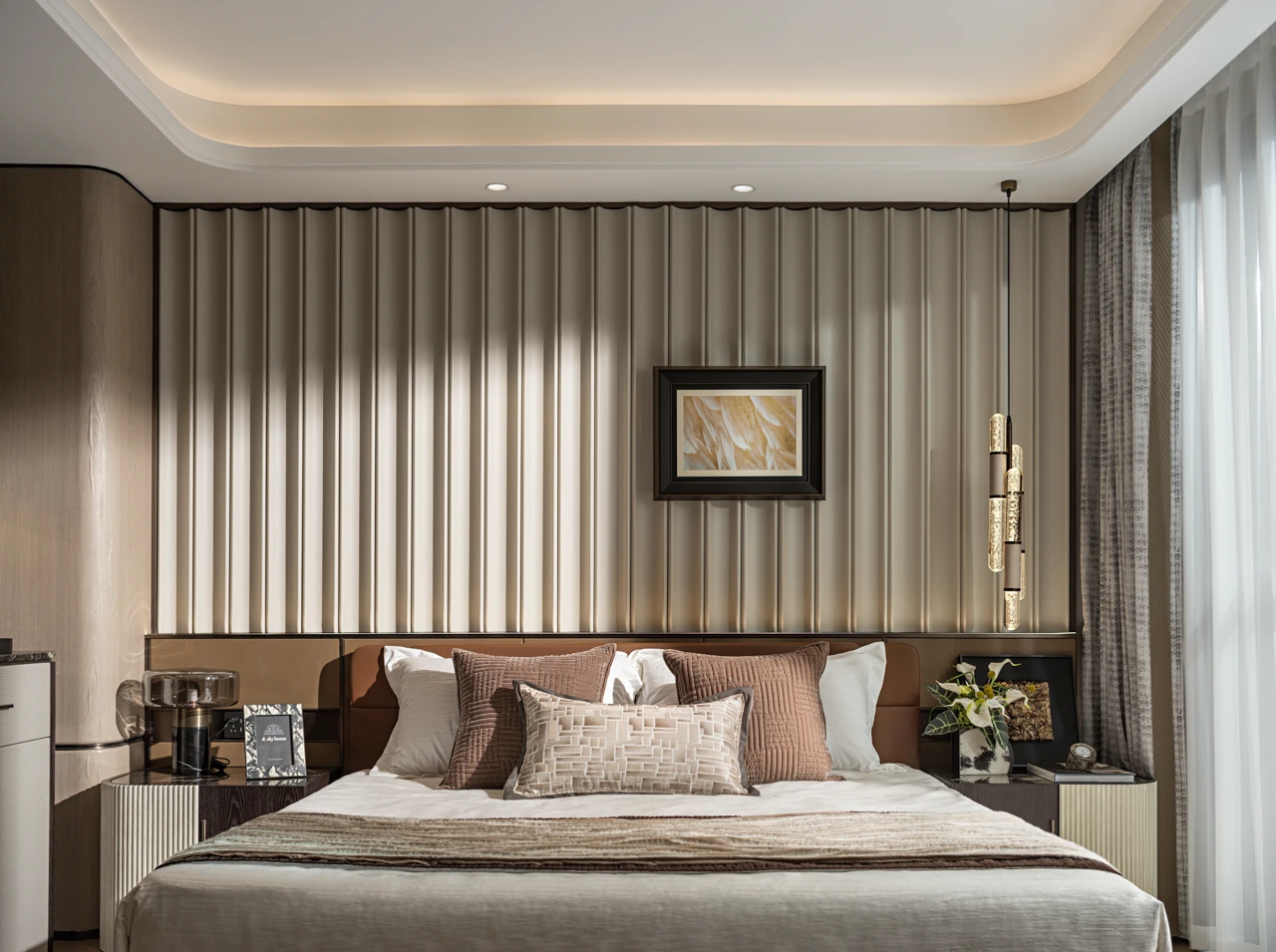 Light Walnut Residence 14